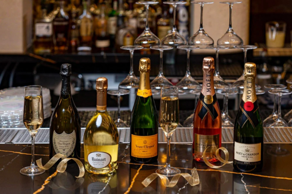 New Year’s Eve 2022 Dinners, Parties, and Shows Around DC